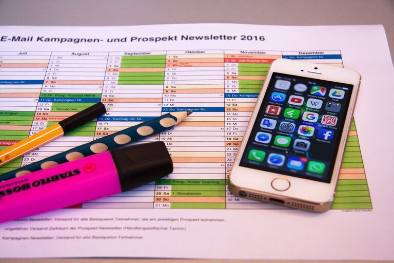 How to Declutter Your Digital Life for Better Focus and Efficiency